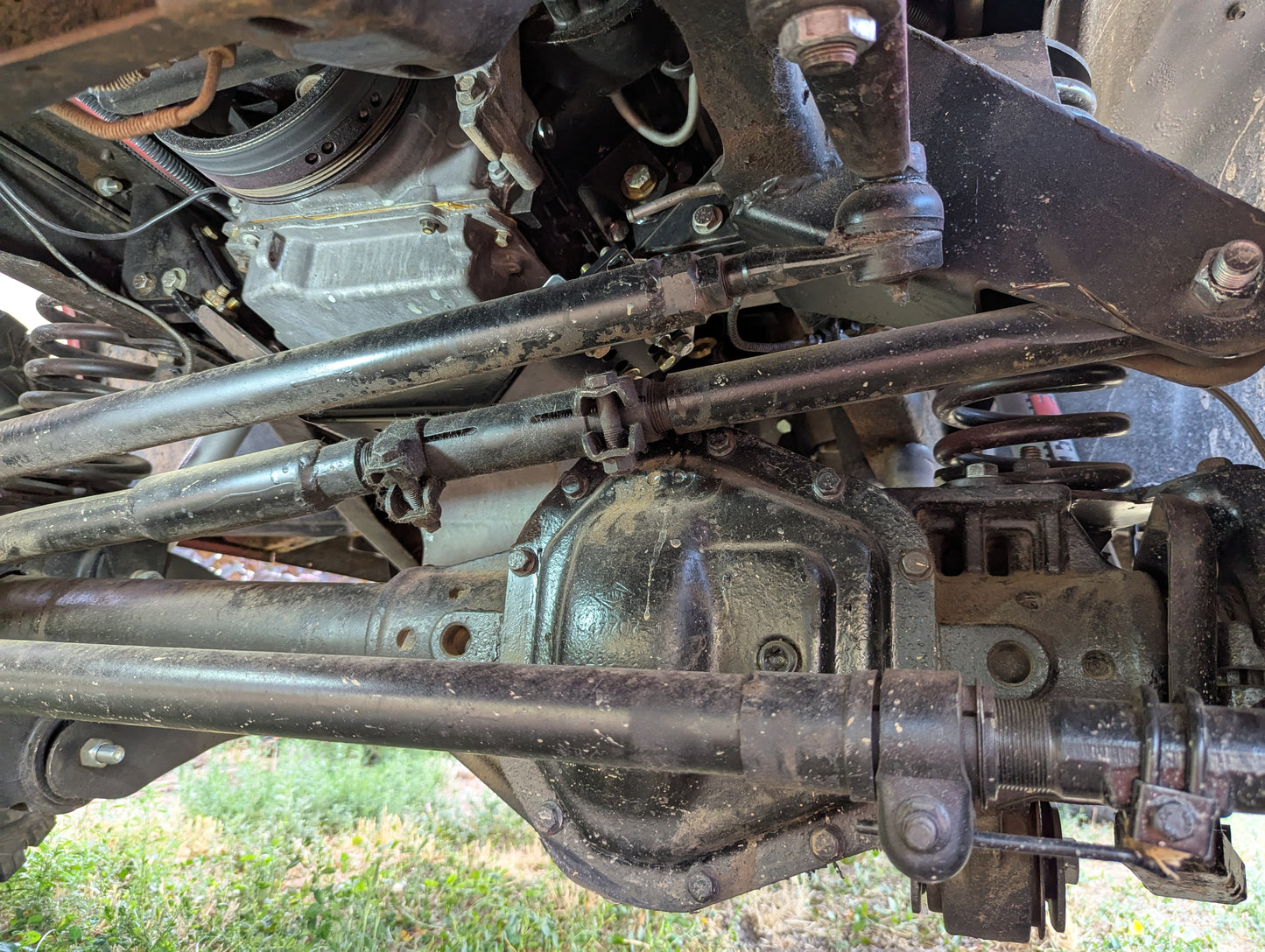 Crossover steering for 73-87 GM Super 60 Swap