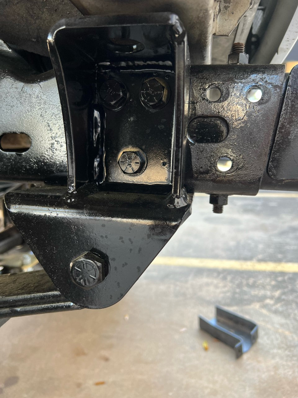 bolted in dodge main eye